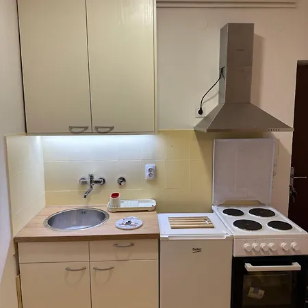 Διαμέρισμα Lovely One Bedroom Βελιγράδι